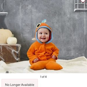 Pottery Barn Kids Halloween GoldFish Costume. New with tags